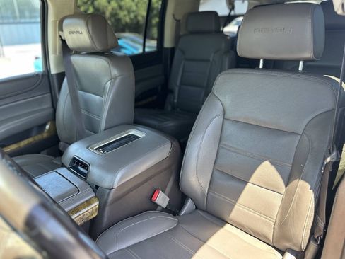 Used 2017 GMC Yukon XL Denali w/ Open Road Package AWD/4WD image 18