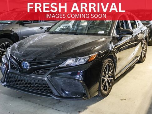 Certified 2023 Toyota Camry SE w/ Protection Package (Q2) (TMS) FWD image 1