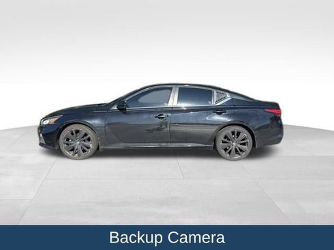 Used 2020 Nissan Altima 2.5 SR w/ Premium Package FWD image 5