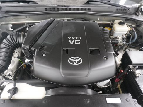 Used 2006 Toyota 4Runner SR5 RWD image 27