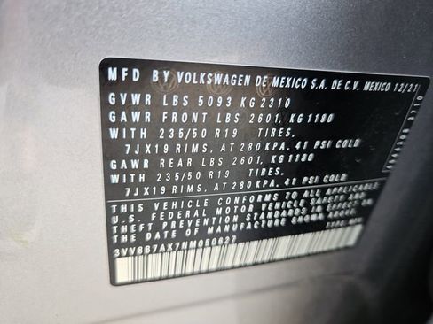 Used 2022 Volkswagen Tiguan SE R-Line image 75