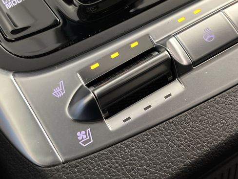 New 2026 Kia Carnival SX Prestige FWD image 34
