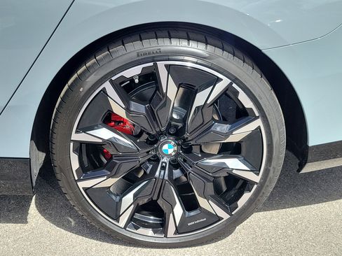 New 2026 BMW 540i xDrive 540i xDrive w/ M Sport Package image 7