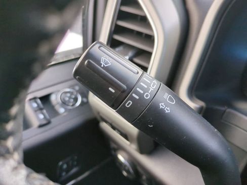 Used 2018 Ford F150 Lariat w/ Equipment Group 502A Luxury image 27