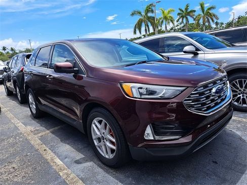 Used 2021 Ford Edge SEL image 2