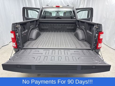 Used 2022 Ford F150 XL image 40
