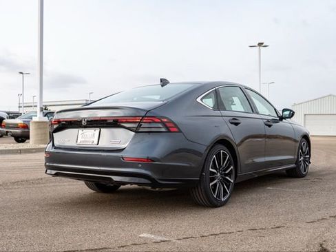 New 2026 Honda Accord Touring image 10