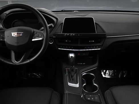 Certified 2023 Cadillac CT4 Luxury RWD image 4