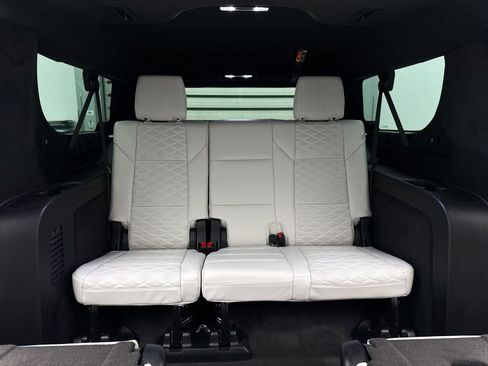 Used 2025 Cadillac Escalade ESV Sport Platinum w/ LPO, ONYX Package image 16