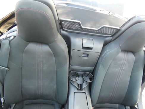 Used 2016 MAZDA MX-5 Miata Club image 31