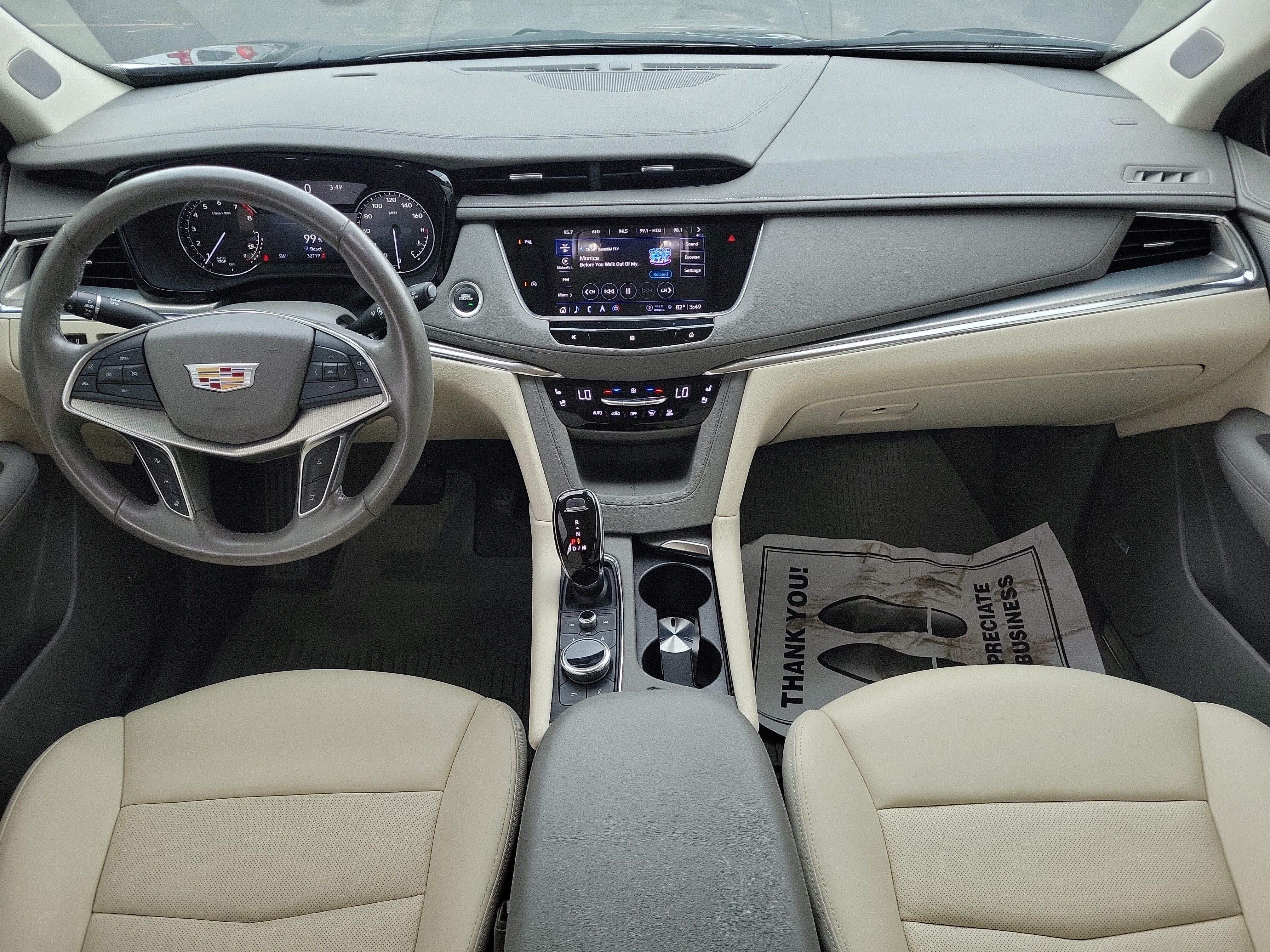 Used 2021 Cadillac XT5 Premium Luxury FWD image 10