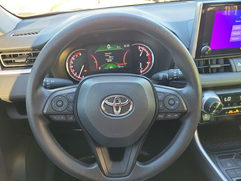 Used 2024 Toyota RAV4 XLE image 15