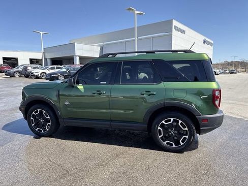 Used 2023 Ford Bronco Sport Outer Banks w/ Tech Package image 6