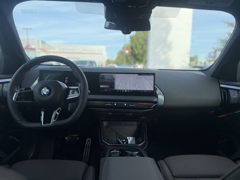 Used 2025 BMW X3 xDrive30i w/ M Sport Package image 23