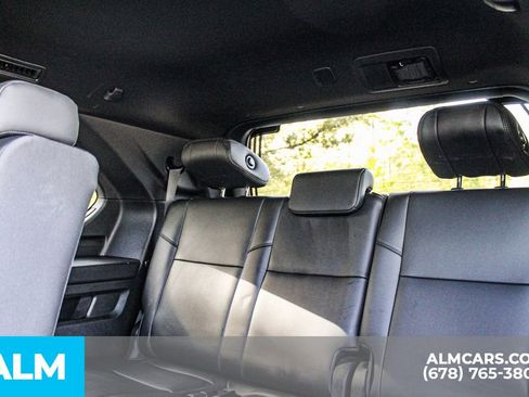 Used 2025 Toyota Sequoia 4WD image 19