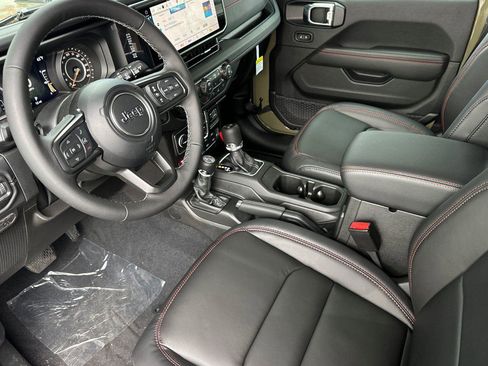 New 2026 Jeep Wrangler Unlimited Rubicon w/ Safety Group image 7