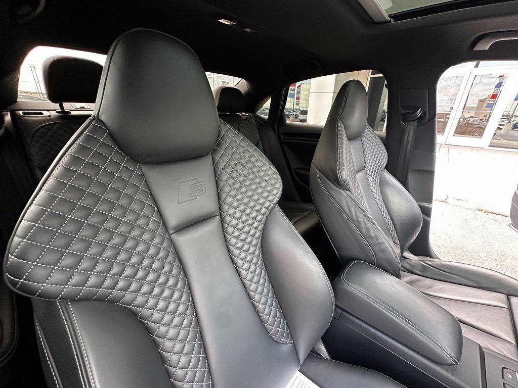 Used 2020 Audi S3 Premium Plus w/ Premium Plus Package AWD/4WD image 32