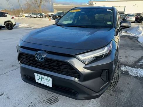 Certified 2022 Toyota RAV4 XLE image 7