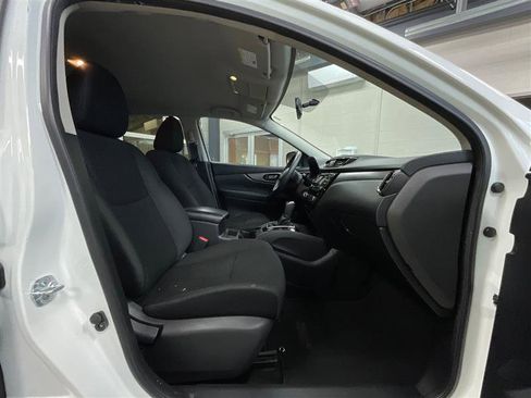 Used 2018 Nissan Rogue Sport S w/ S Appearance Package image 24