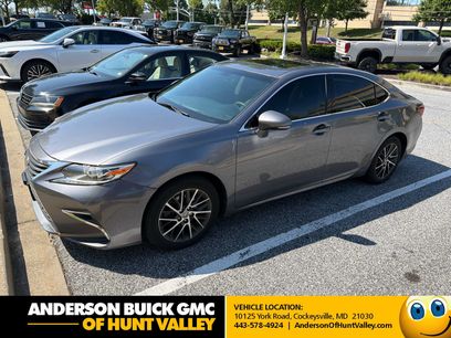 Used 2016 Lexus ES 350 w/ Navigation System Package