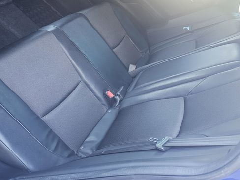 Used 2018 Honda Accord Sport image 22