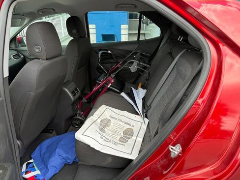 Used 2024 Chevrolet Equinox LT w/ LPO, Cargo Package FWD image 15