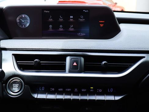 Used 2019 Lexus UX 200 w/ Premium Package FWD image 49
