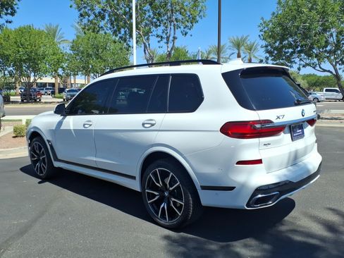 Used 2021 BMW X7 xDrive40i w/ M Sport Package AWD/4WD image 6