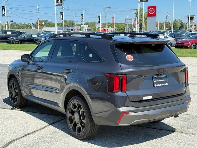 Certified 2025 Kia Sorento SX Prestige w/ Sage Leather Package AWD/4WD image 5