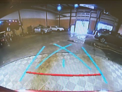 Used 2018 Toyota RAV4 SE w/ Advanced Technology Package FWD image 31