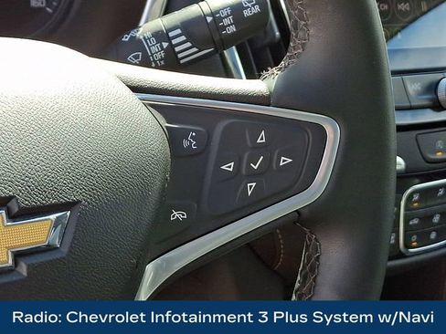 Used 2023 Chevrolet Equinox Premier AWD/4WD image 8