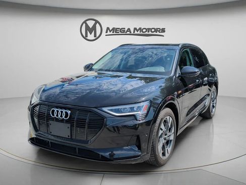 Used 2021 Audi e-tron Premium w/ Convenience Plus Package AWD/4WD image 1