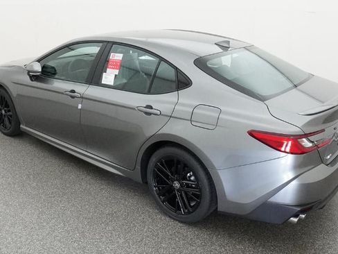 New 2026 Toyota Camry SE FWD image 5