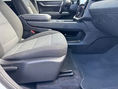 Certified 2025 GMC Acadia Elevation image 13