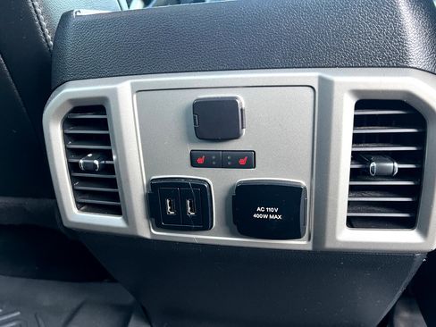 Used 2019 Ford F150 Lariat w/ Equipment Group 502A Luxury image 14