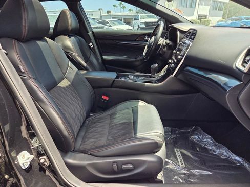 Used 2022 Nissan Maxima SR w/ Sport Mat Group FWD image 18