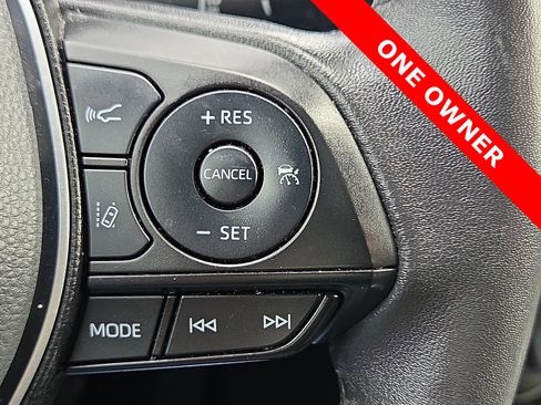 Used 2022 Toyota RAV4 SE image 21