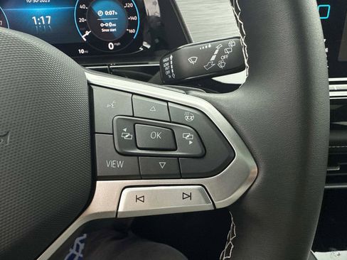 New 2026 Volkswagen Atlas Cross Sport SE image 27