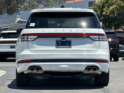New 2026 Lincoln Aviator Reserve AWD/4WD image 4