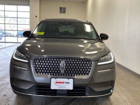 Used 2021 Lincoln Corsair AWD w/ Equipment Group 101A image 3