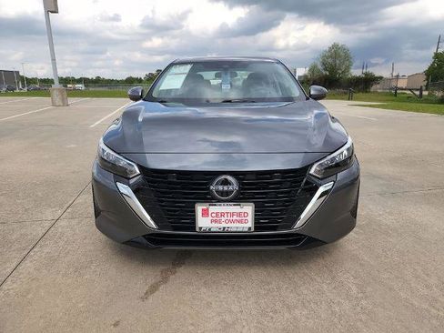 Certified 2025 Nissan Sentra SV w/ Trunk Package FWD image 9