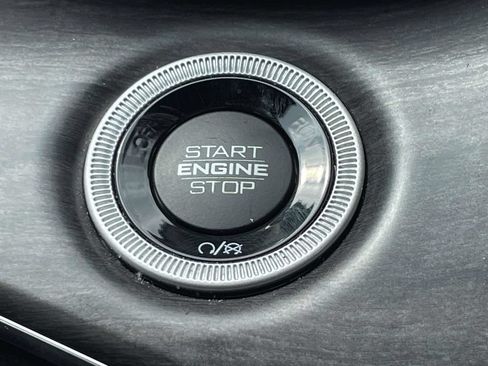 Certified 2023 Jeep Grand Cherokee Overland AWD/4WD image 36