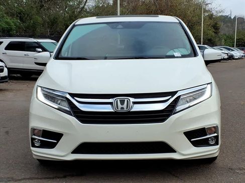 Certified 2019 Honda Odyssey Elite image 2