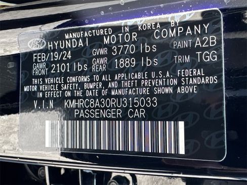 Used 2024 Hyundai Venue SEL image 33