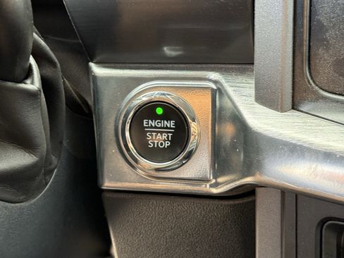 Used 2022 Ford F150 Lariat image 20