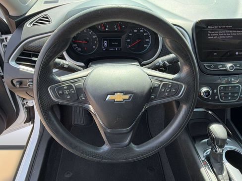 Used 2024 Chevrolet Malibu LT FWD image 28