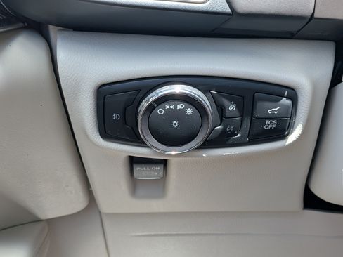 Used 2019 Lincoln Nautilus Black Label FWD image 24