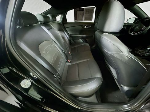 Used 2024 Kia Forte GT-Line image 10