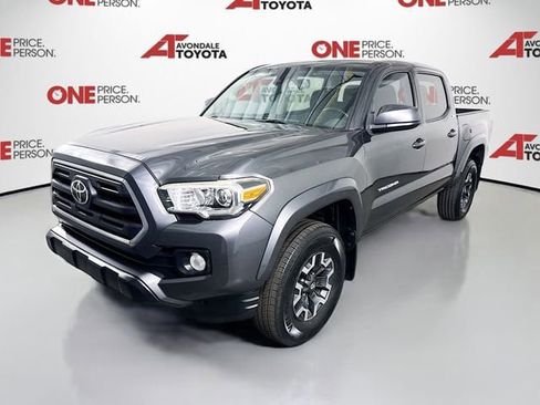 Certified 2018 Toyota Tacoma SR5 RWD image 3
