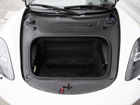 Certified 2025 Porsche 718 Cayman GT4 image 23